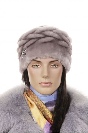 Шапка женская из мутона